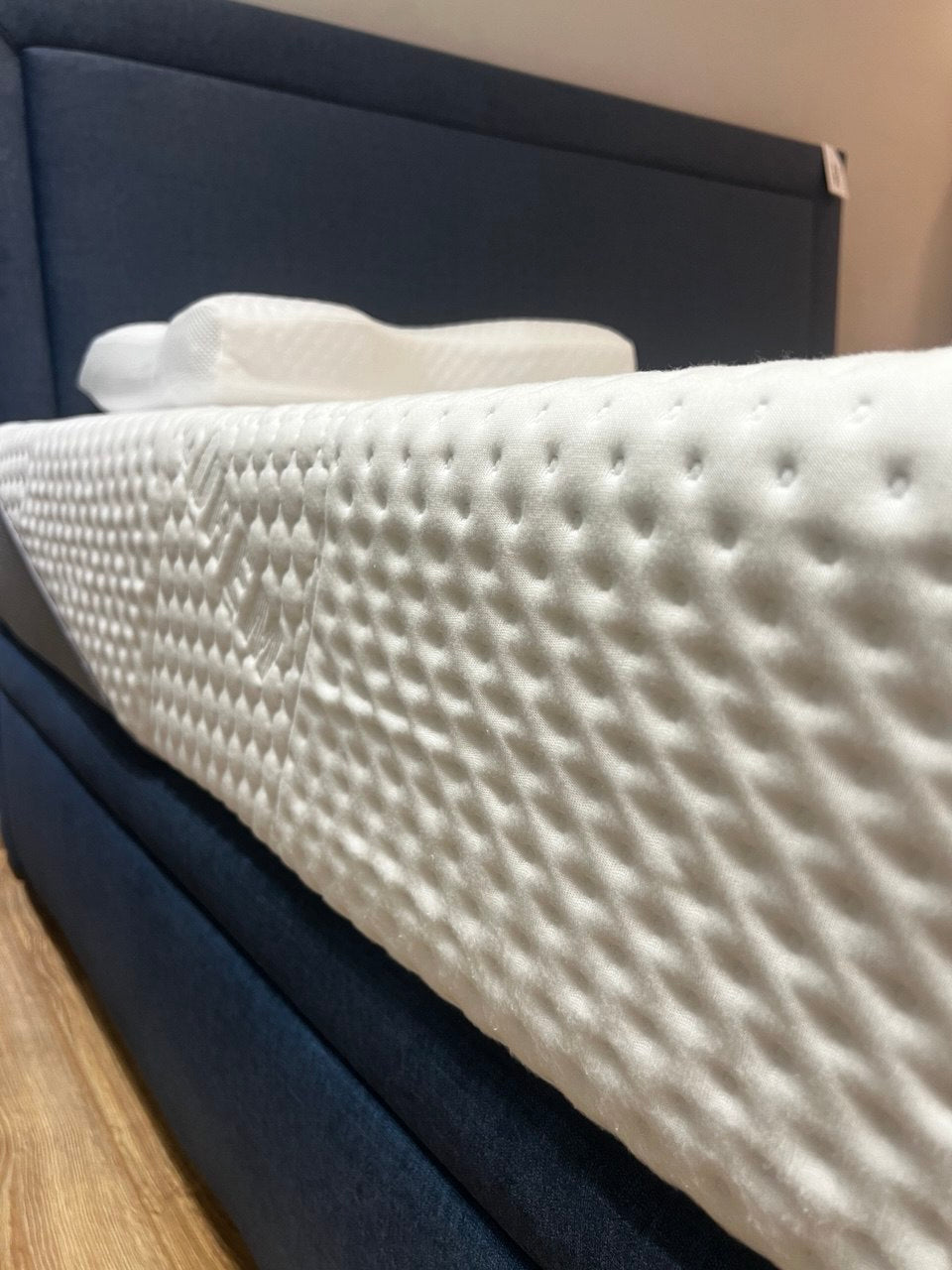 Materac Curem 160x200 .zip wymiana ekspozycji - Senlovo